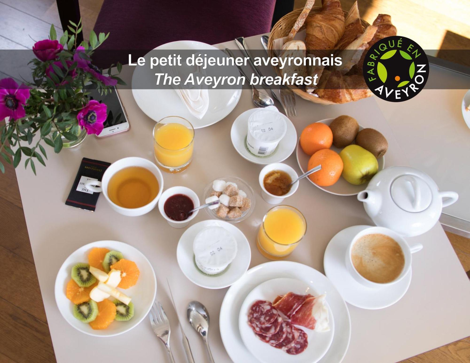 Hotel La Ferme De Bourran Rodez - Parking Prive Gratuit Екстер'єр фото