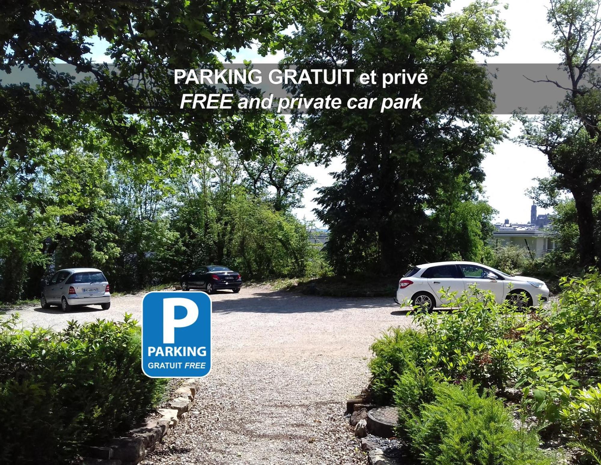 Hotel La Ferme De Bourran Rodez - Parking Prive Gratuit Екстер'єр фото