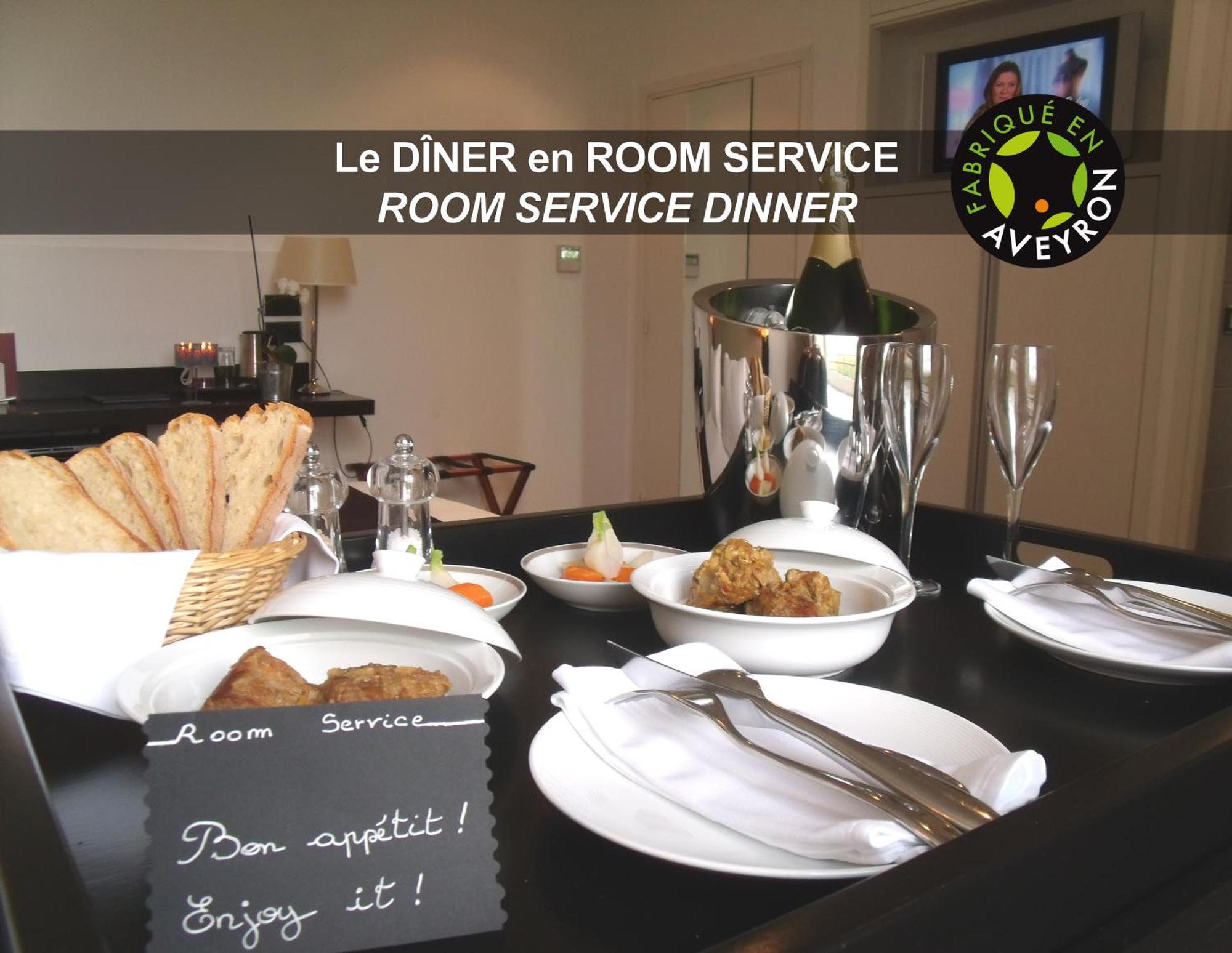 Hotel La Ferme De Bourran Rodez - Parking Prive Gratuit Екстер'єр фото