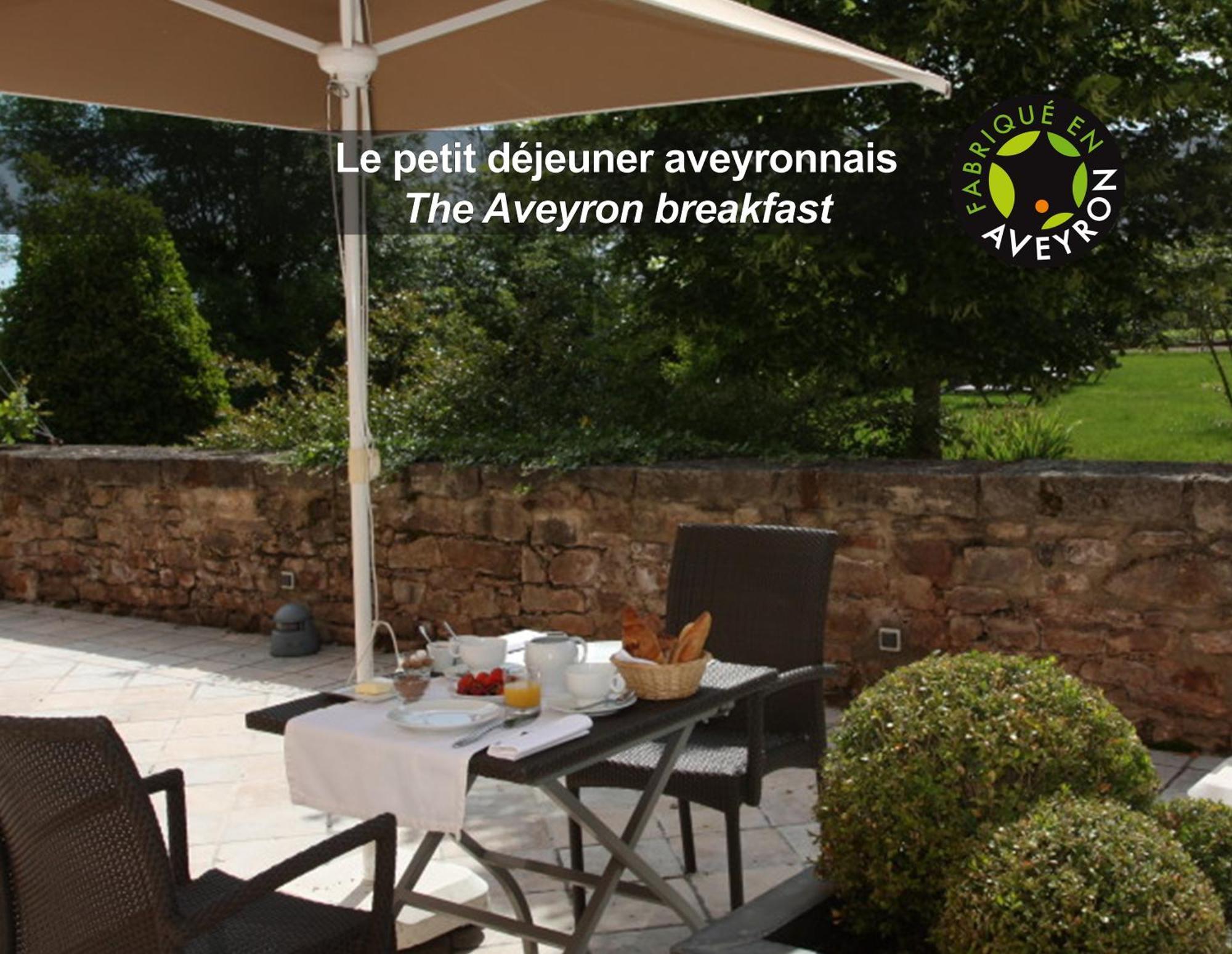 Hotel La Ferme De Bourran Rodez - Parking Prive Gratuit Екстер'єр фото