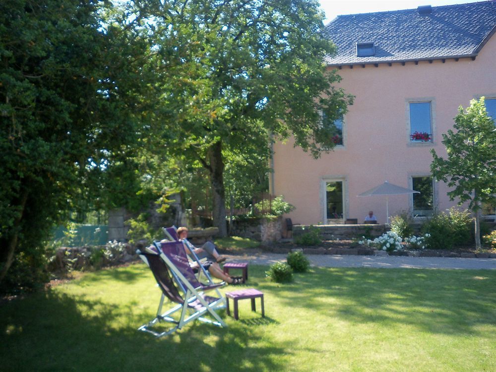 Hotel La Ferme De Bourran Rodez - Parking Prive Gratuit Екстер'єр фото